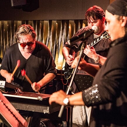 DUKESPAN & THE SUGAR ALLSTARS - feat. BRITTA MEDEIROS: "All Time Soul- & Pop-Classics"