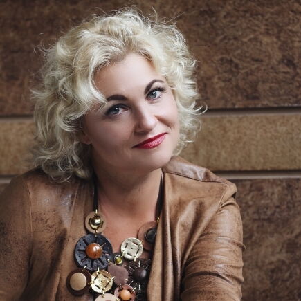 Nicole Metzger & The French Connection – "Moondance"
