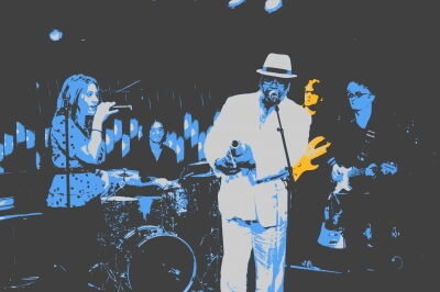 earthlounge feat. Eva Laeticia Padilla