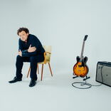 Christoph Neuhaus feat. Johanna Iser