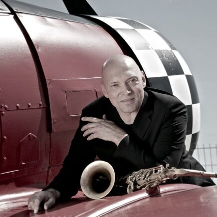 Arno Haas feat. The Alvin Mills Project – „Back To You“