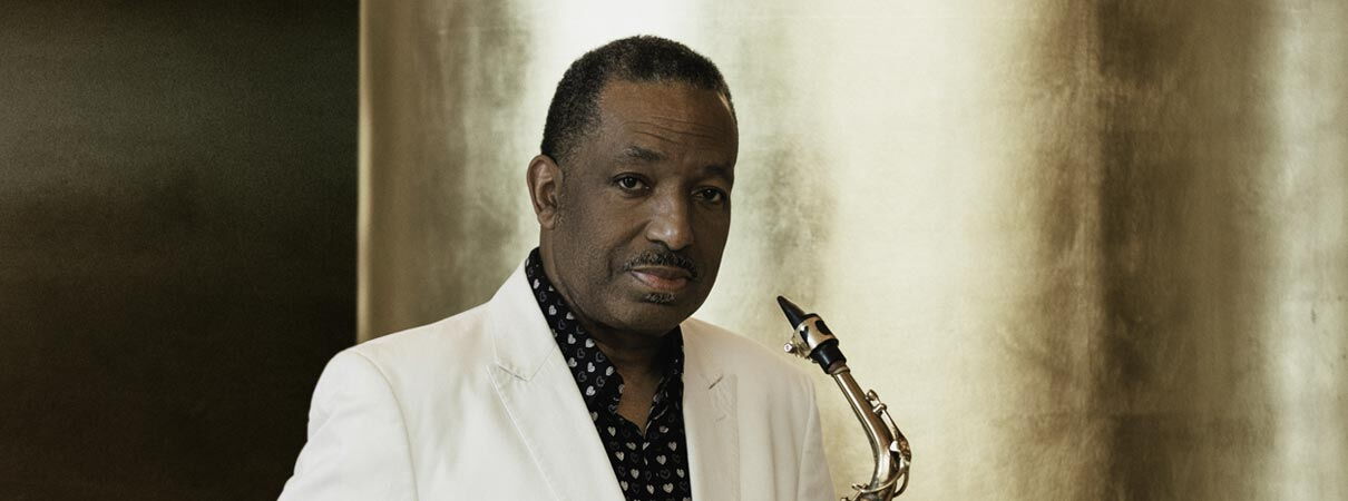 BIX TOP ACT: DONALD HARRISON