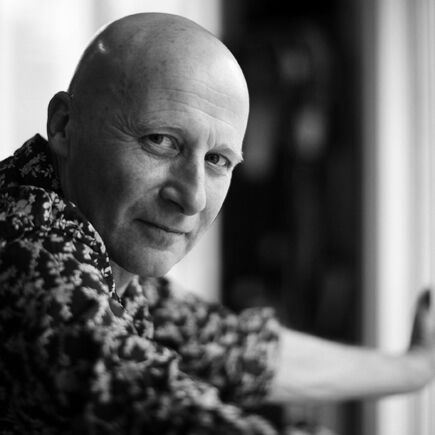 BIX TOP ACT: RHODES - Peter Gabriel s guitarist of choice