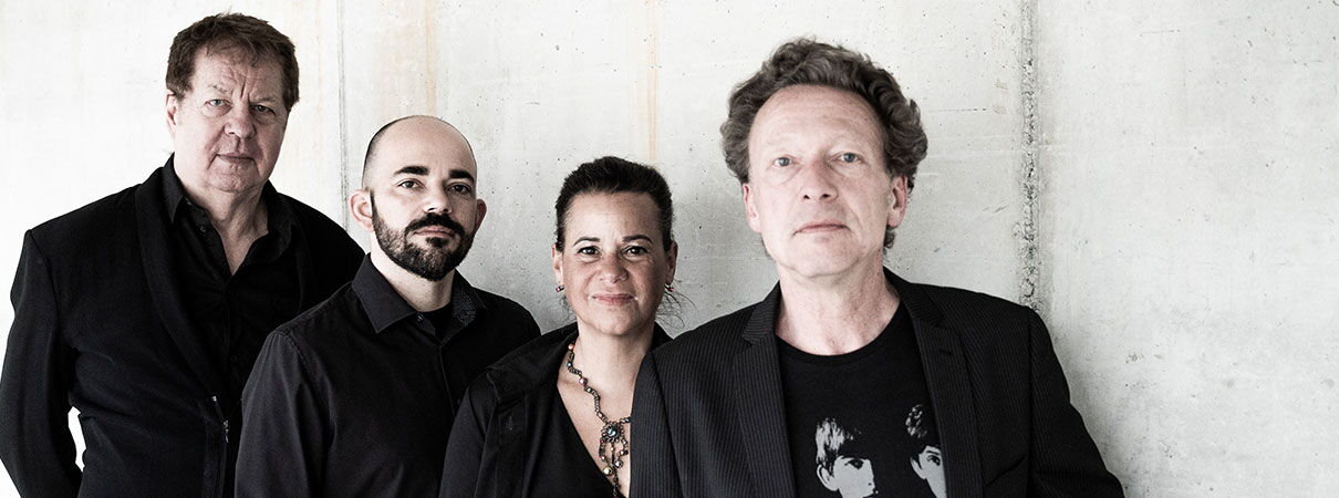 ULL MÖCK & BAND
