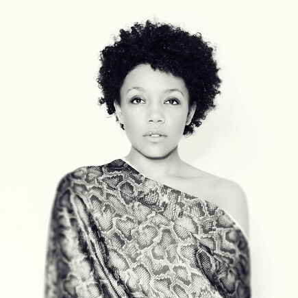 Fola Dada – "Groove is in the heart" No. 8