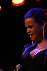 Soul Diamonds feat. Elliott, Leah Jones & Lilly Thornton
