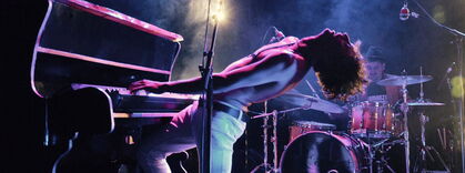 BIX TOP ACT: Tankus The Henge