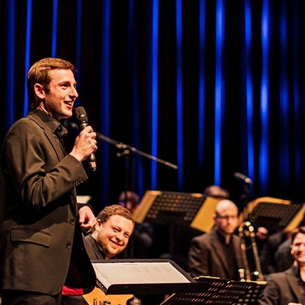 Tobias Becker Bigband: Bandbook News & Happy New Year// ft. Verena Nübel