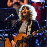 BIX TOP ACT: Gaby Moreno