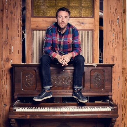 BIX TOP ACT: Bill Laurance