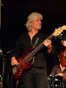 Wolfgang Schmid & The latest Kick